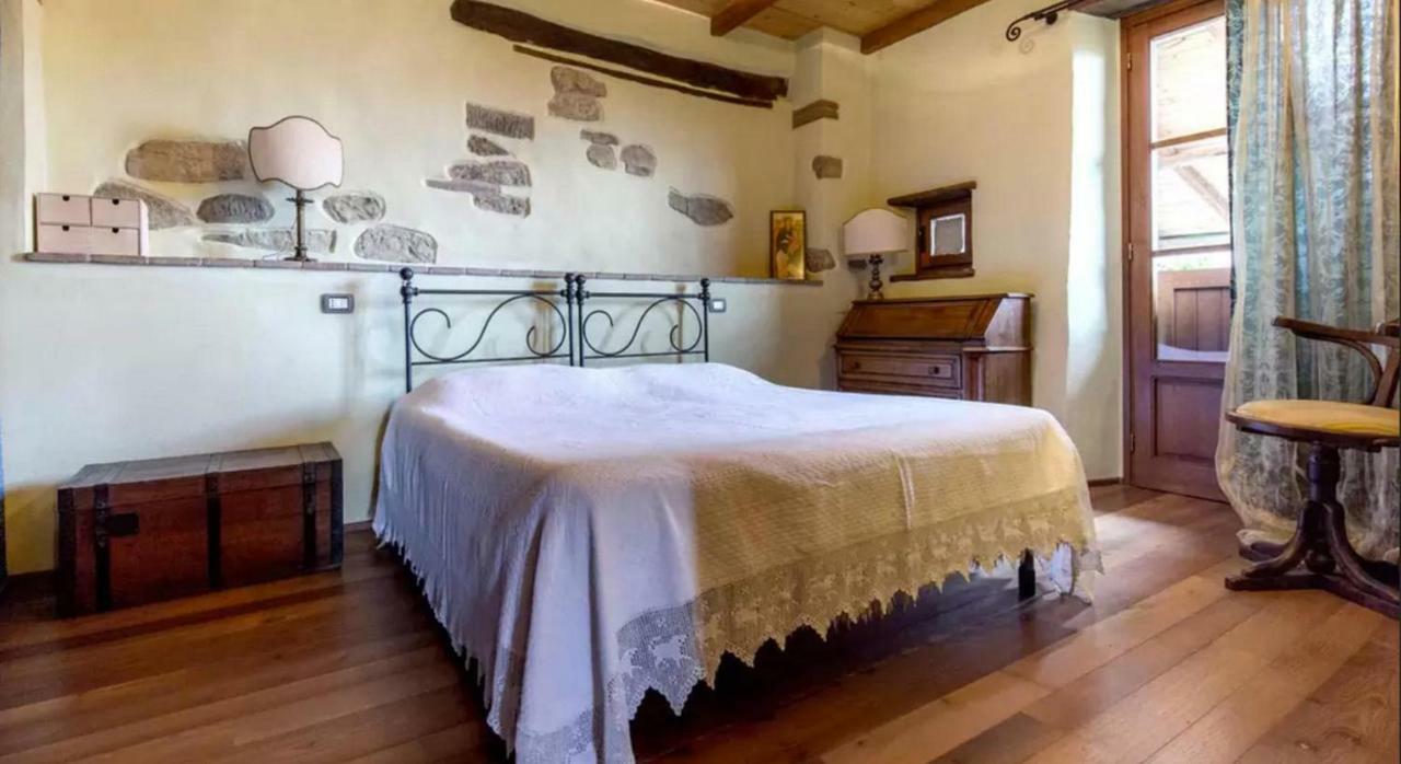 Casa Mazzocchi Vista Su Poppi Villa Eksteriør bilde