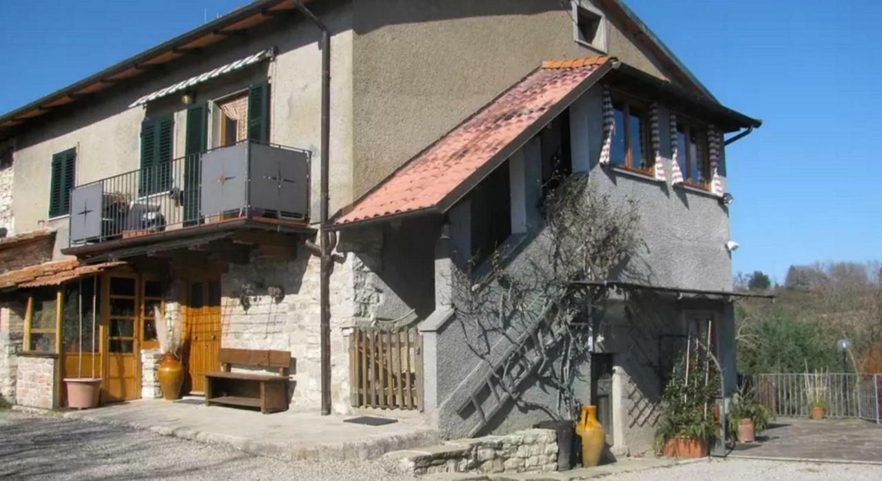 Casa Mazzocchi Vista Su Poppi Villa Eksteriør bilde