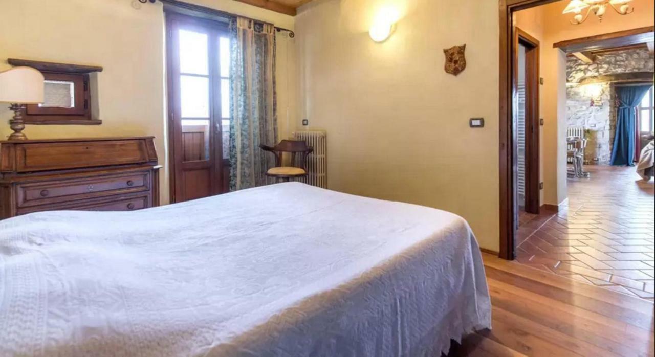Casa Mazzocchi Vista Su Poppi Villa Eksteriør bilde
