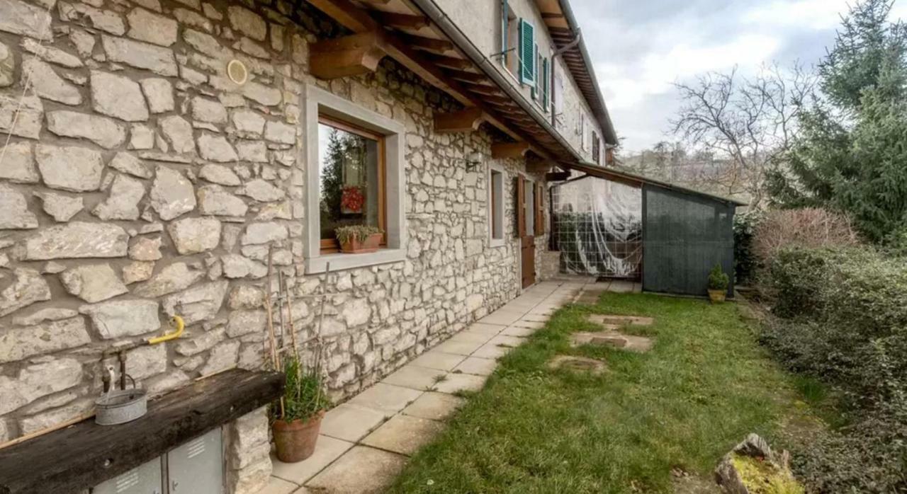 Casa Mazzocchi Vista Su Poppi Villa Eksteriør bilde